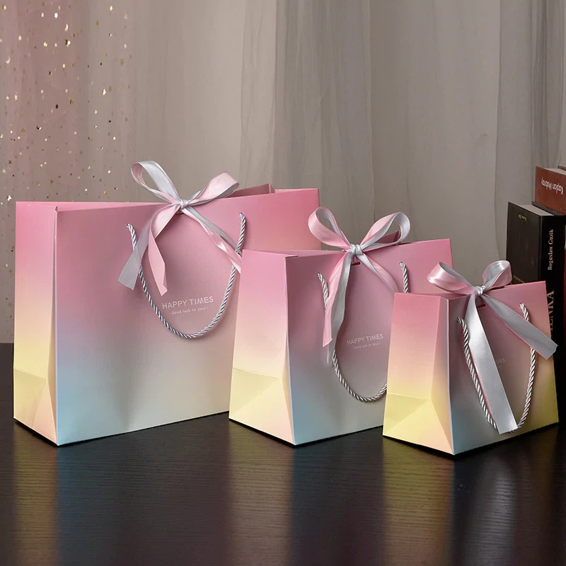 Málaí bronntanais saincheaptha